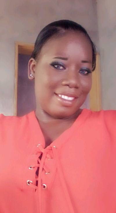 Angelique 31 years Komo Mondah Gabon