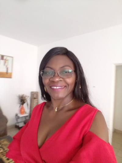 Solange 56 Jahre Yaoundé Kamerun