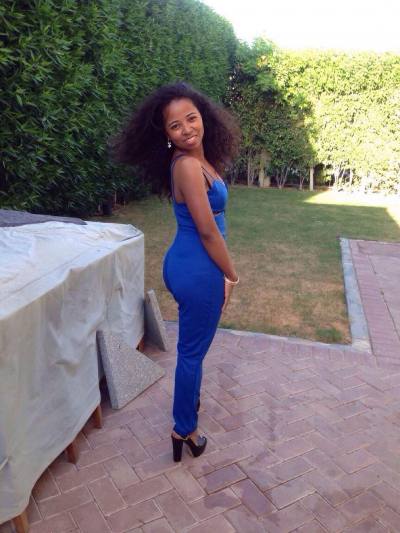 Perline 33 ans Antananarivo Madagascar