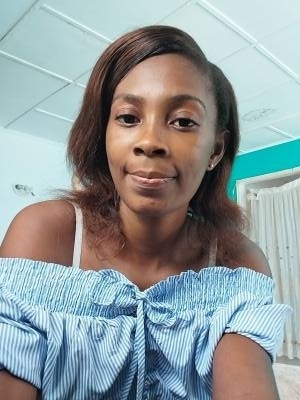 Paule Danielle  26 ans Moanda Gabon