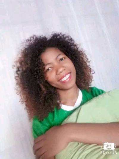 Layah 25 ans Toamasina Madagascar
