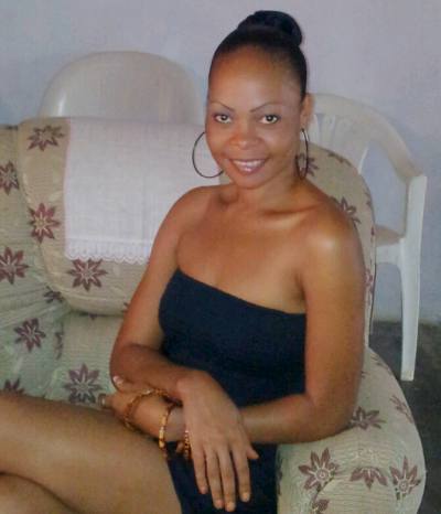Rencontre Femme Cameroun Blanche 45ans, cm et 63kg - BlackAndBeauties
