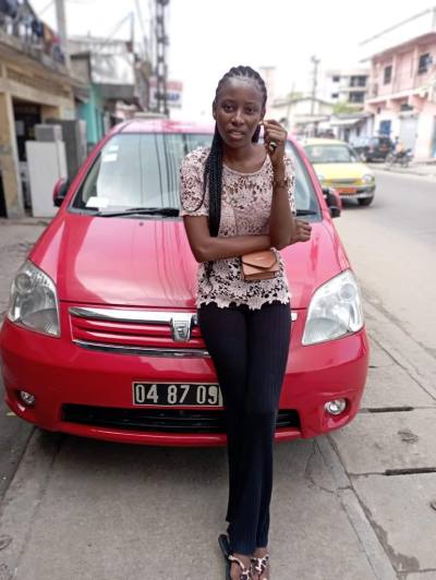 Josiane 25 years Douala  Cameroon