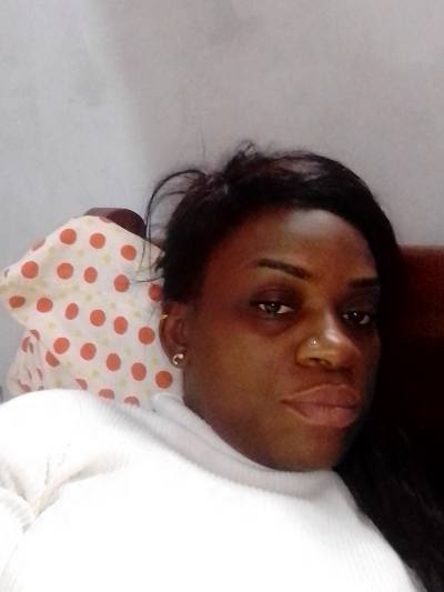 Caroline 34 ans Région Parisienne  France