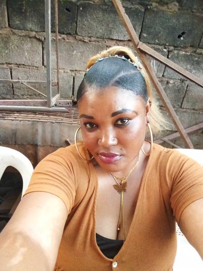 Julienne 38 ans Yaoundé Cameroun