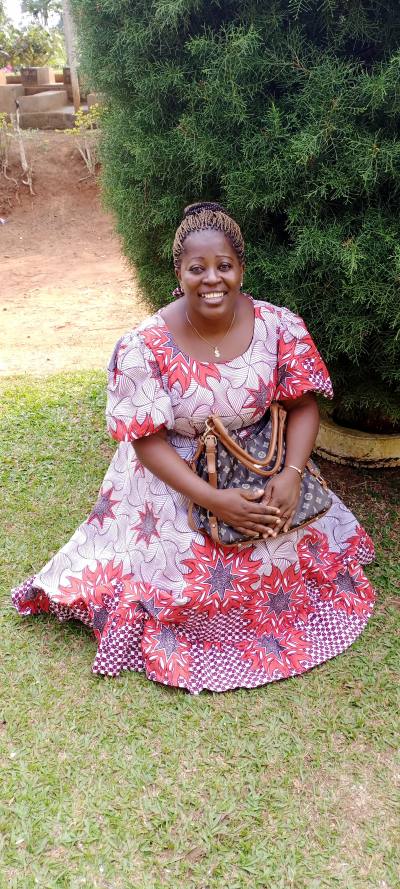 Celestine 46 ans Yaoundé 6 Cameroun