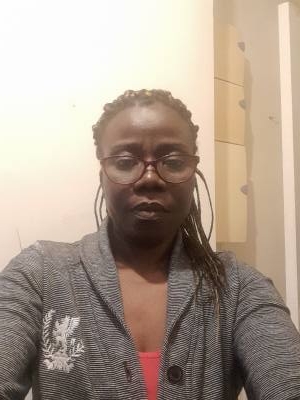 Esther 56 ans Ville D'avray France