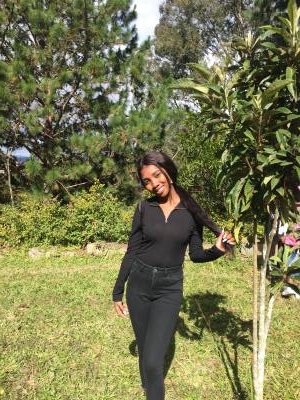 Sandra 21 Jahre Antananarivo  Madagaskar