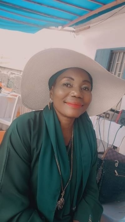 Pauline 59 Jahre Yaounde  Kamerun