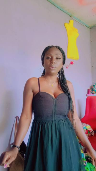 Lydie 35 ans Yaoundé Cameroun