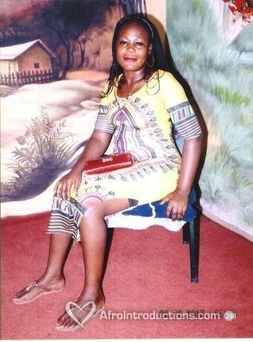 Josephine 36 ans Mbalmayo Cameroun