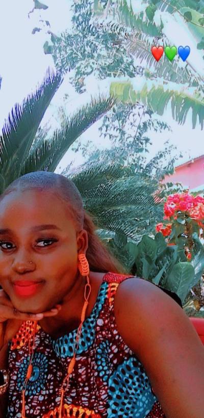 Alexandra 23 Jahre Thies Senegal