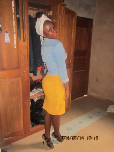 Cecile 29 ans Centre Cameroun