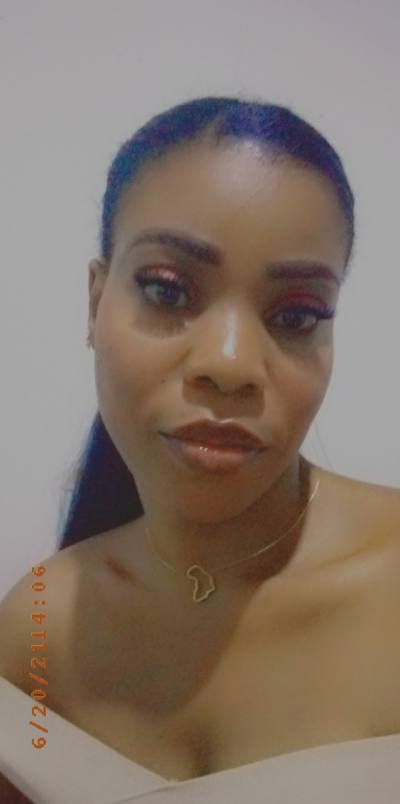 Rosalie 43 years Douala Cameroon