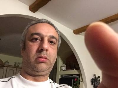 Cyril 39 ans Pezenas France