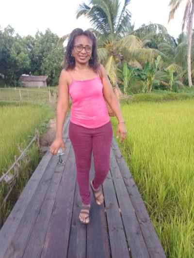 Justine 43 ans Toamasina Madagascar