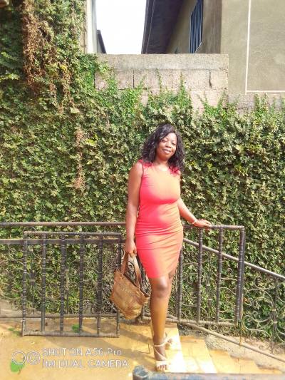 Rosalie 39 ans Yaounde  Cameroun