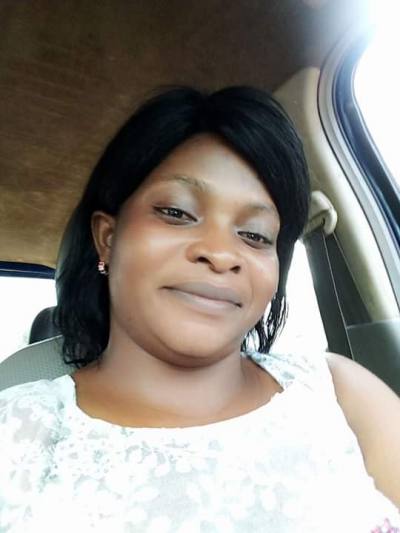 Denise 38 ans Yaoundé Iv Cameroun