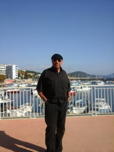 Henry 66 ans Toulon France
