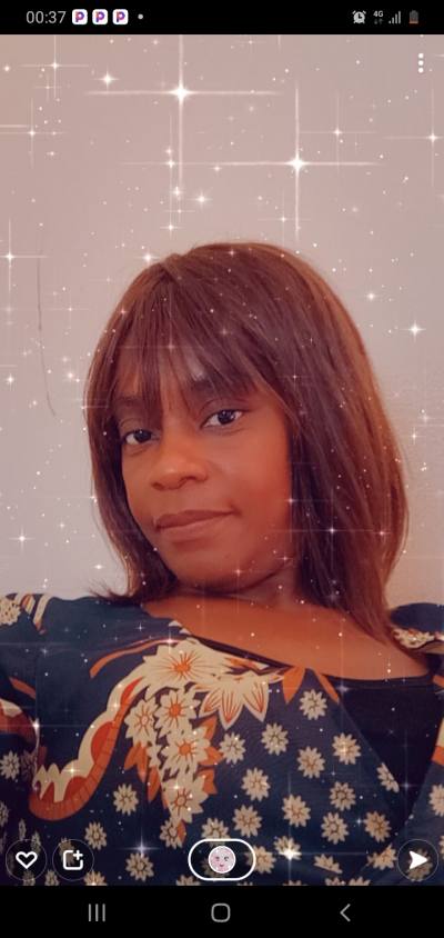 Nadine 42 ans Yaoundé  Cameroun