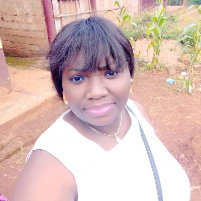 Nadia 37 ans Douala Cameroun