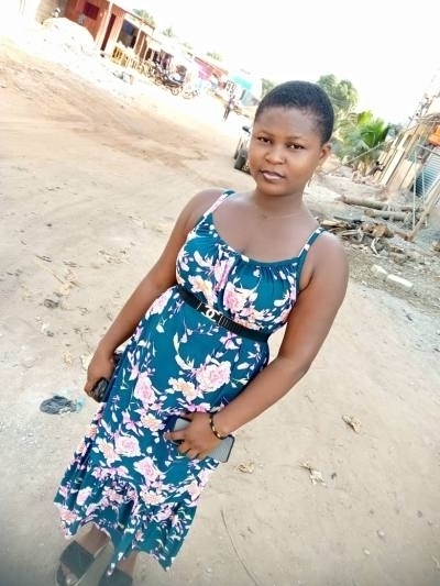 Nadege 25 years Lomé Togo