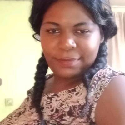 Sabine 38 Jahre Yaounde Kamerun