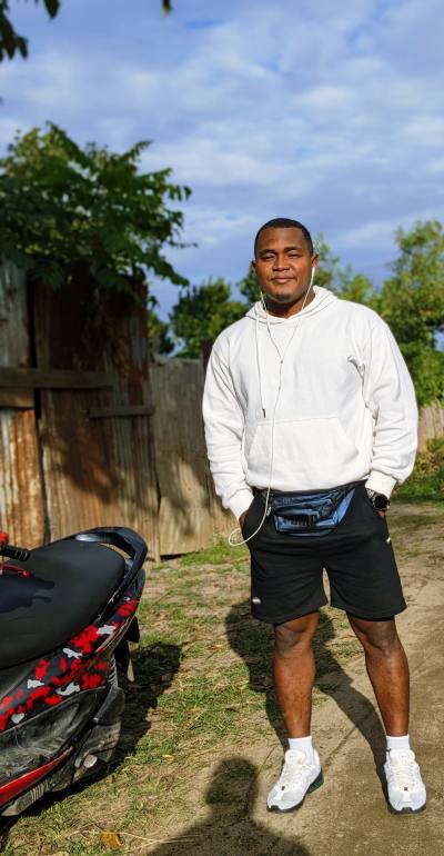 Elie 26 ans Toamasina  Madagascar