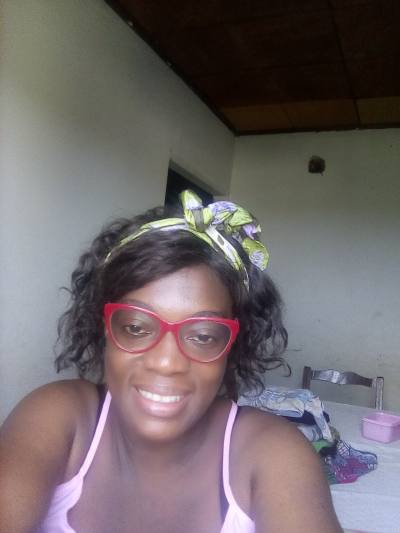 Ange 41 ans Yaoundé Cameroun