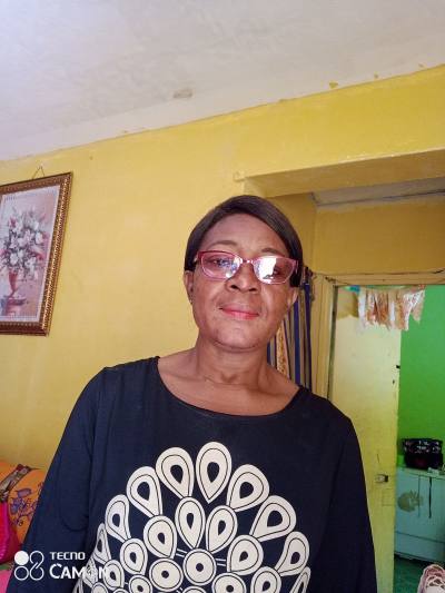 Chantal 55 ans Libreville  Gabon