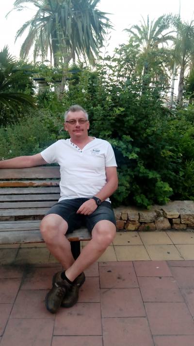 Claude  61 years Forest Belgium