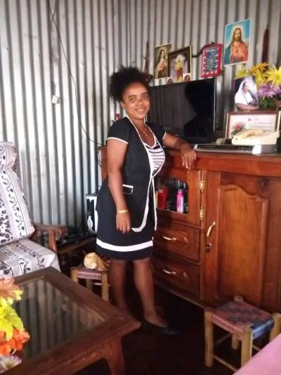 Elodie 40 ans Antsiranana Madagascar