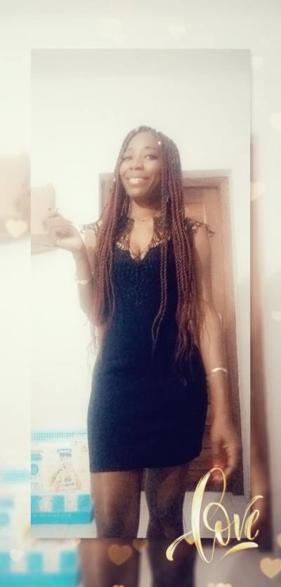Lydie 31 ans Sally Portudal Sénégal