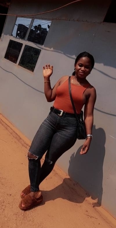 Carine 31 ans Yaoundé  Cameroun