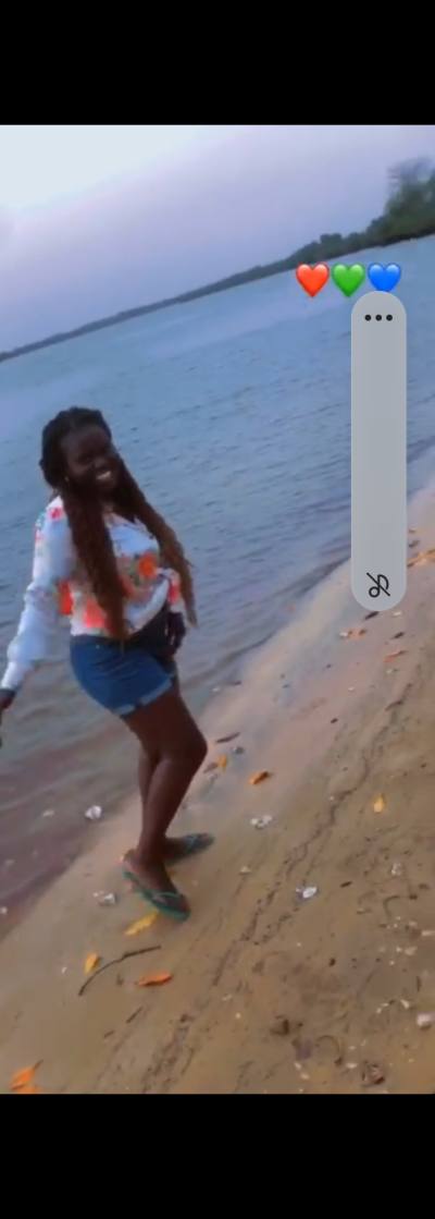 Maguy 37 ans Dakar Sénégal