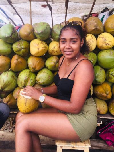 Jessie  28 ans Analamanga Madagascar