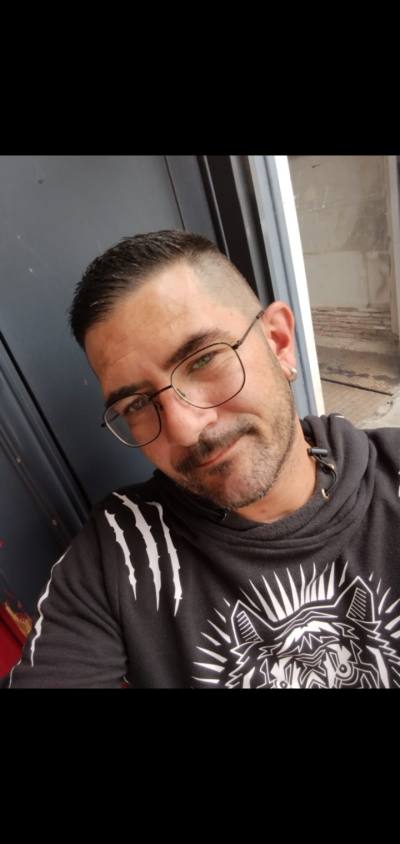 Florian 38 ans Angers France