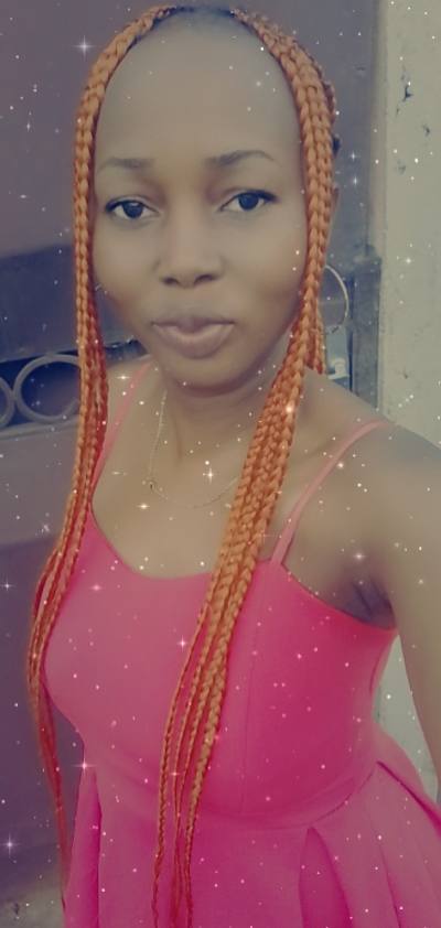 Diane 30 ans Douala Cameroun