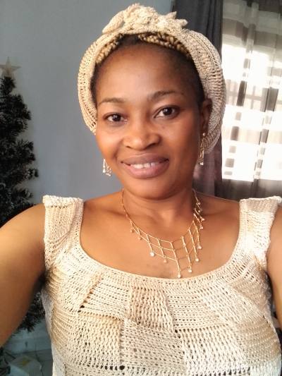 Josette 46 Jahre Yaounde Kamerun