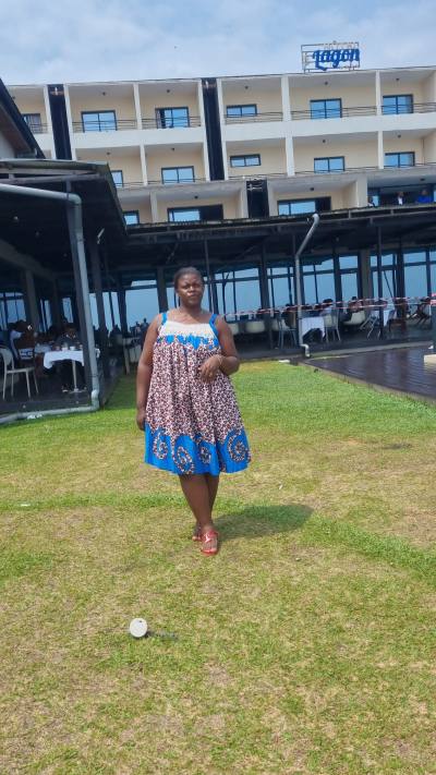 Alice 32 ans Yaoundé  Cameroun