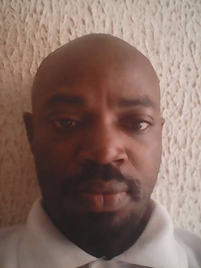 Christiaan 39 ans Centre Cameroun