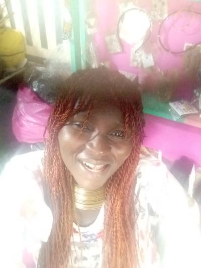 Sylvie 41 Jahre Douala Kamerun