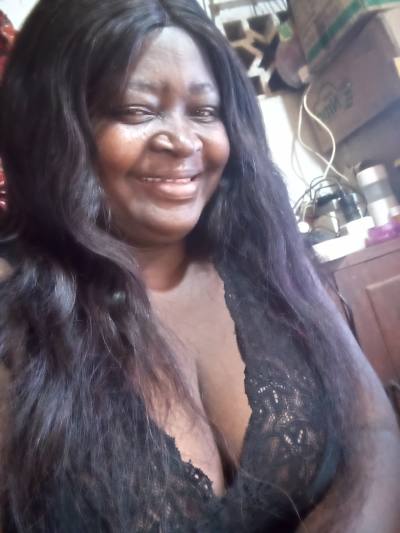 Larose 52 ans Marie  Cameroun