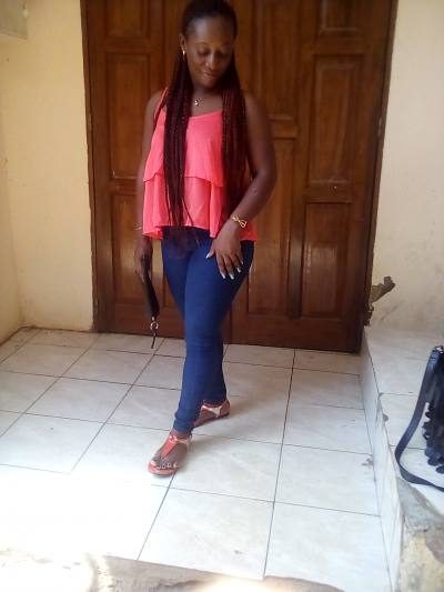 Belle 35 ans Yaounde Cameroun