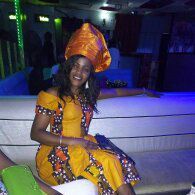 Manuela 36 Jahre Yaoundé Kamerun