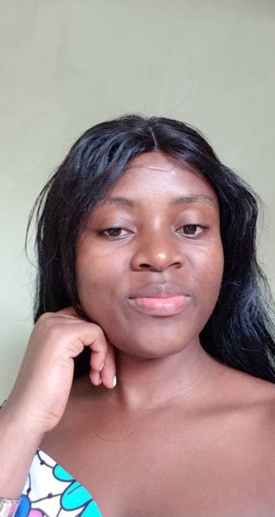 Lucie Site de rencontre femme black Côte d'Ivoire rencontres célibataires 33 ans