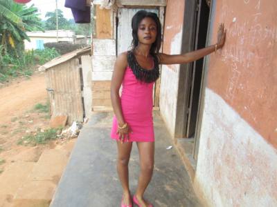 Angeline 32 Jahre Nanga-eboko Kamerun