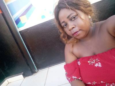 Annia 37 ans Nosy Be Hellville Madagascar