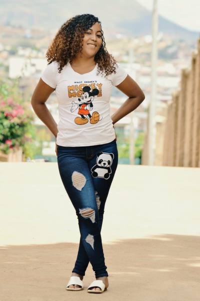 Annie 30 Jahre Antananarivo  Madagaskar