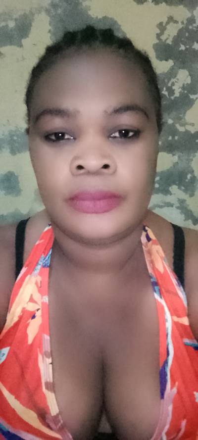 Nathalie 40 years Sud Cameroun